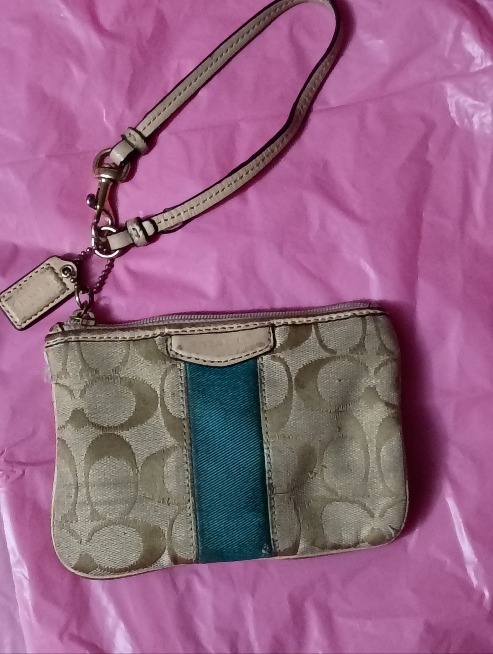 Coach Khaki Wristlet with Teal Center Stripe With Hangtag